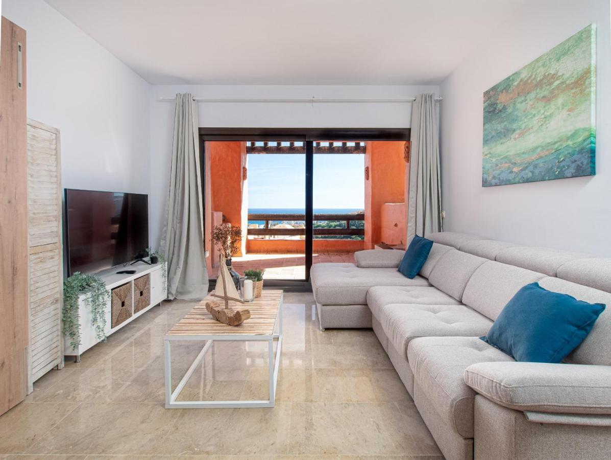 Coto Real 2359 Apartment Манилва Екстериор снимка
