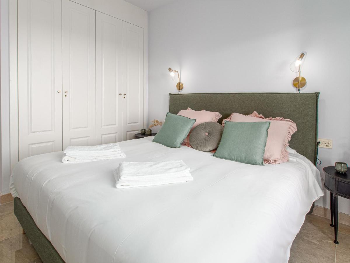 Coto Real 2359 Apartment Манилва Екстериор снимка