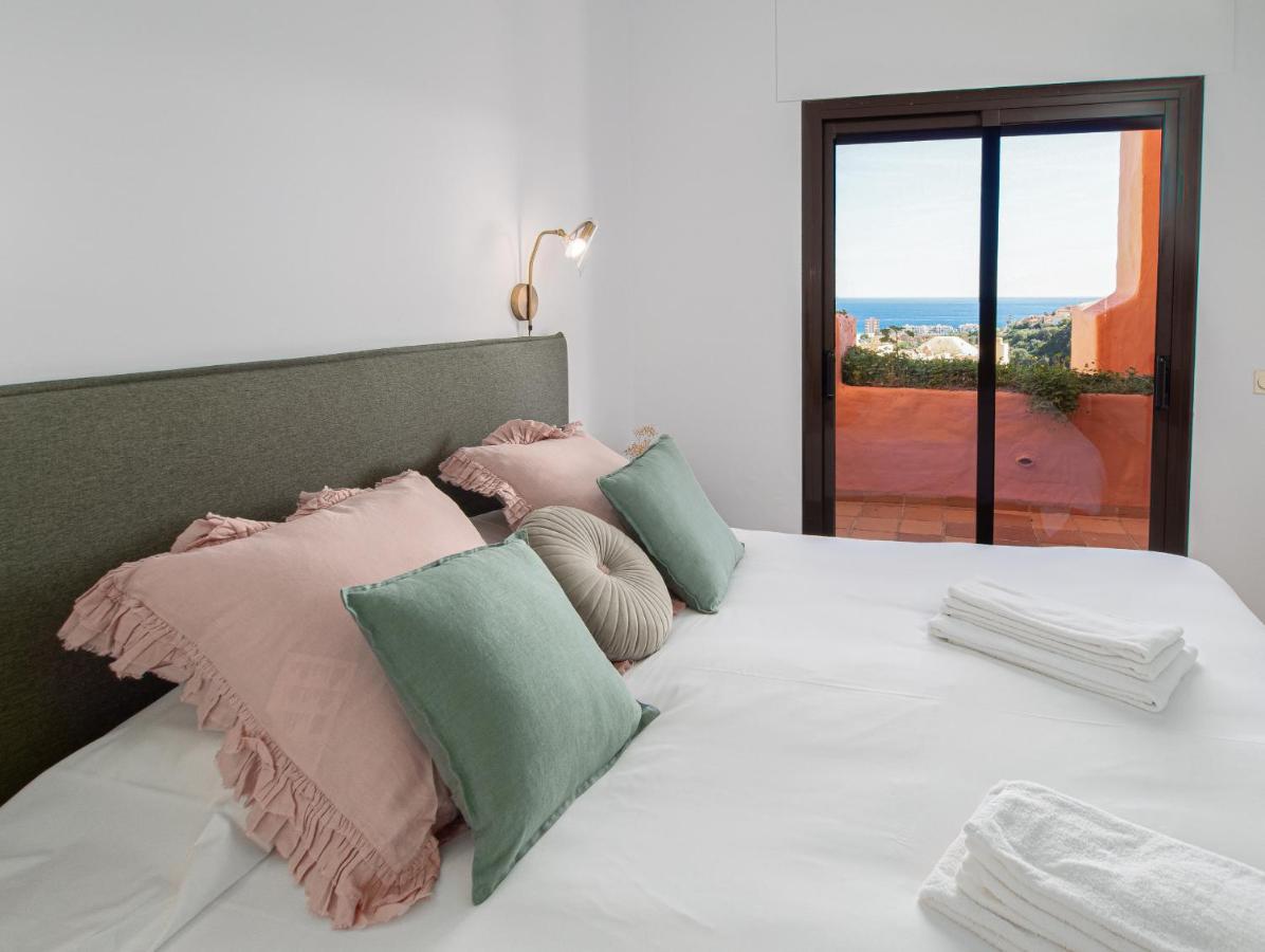 Coto Real 2359 Apartment Манилва Екстериор снимка
